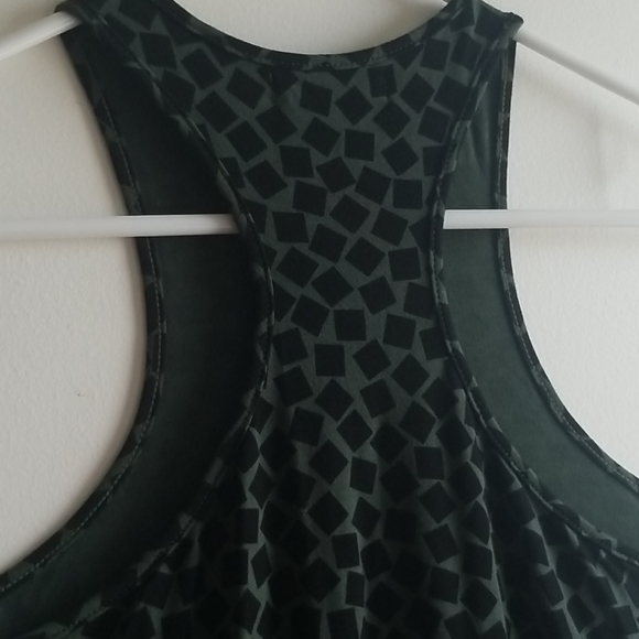 Ava Sky Tank Tempo - Picture 8 of 8